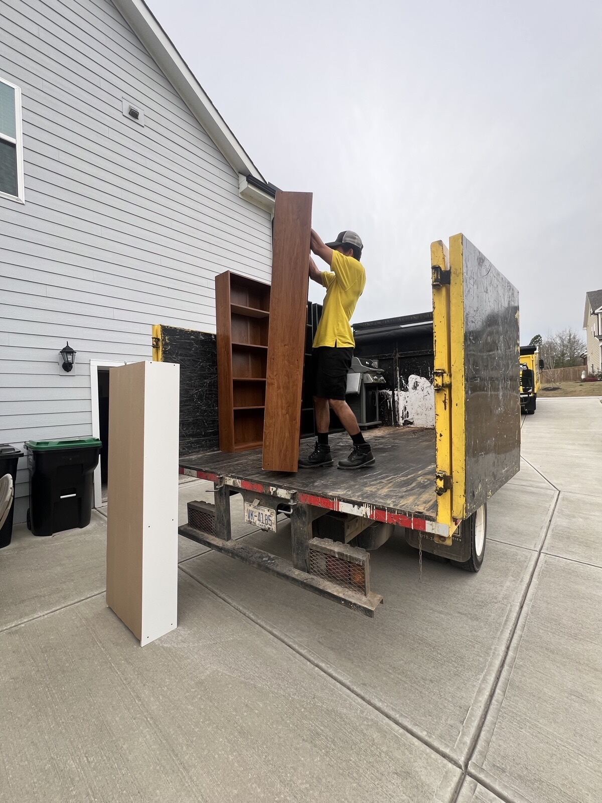 Junk Doctors — Commercial Junk service