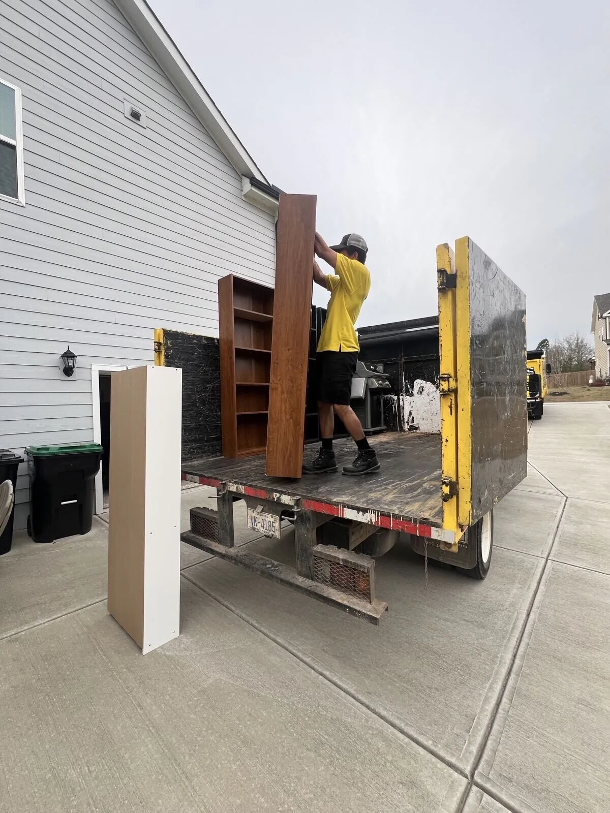 Junk Doctors — Commercial Junk service