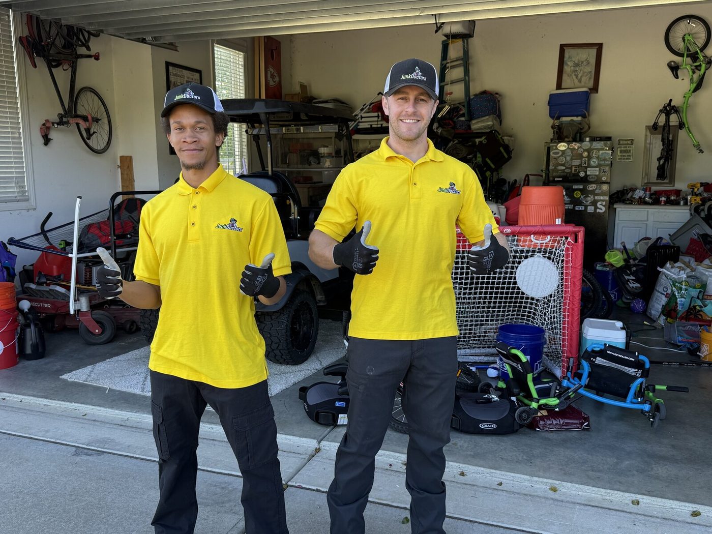 Junk Doctors crew serving Hickory